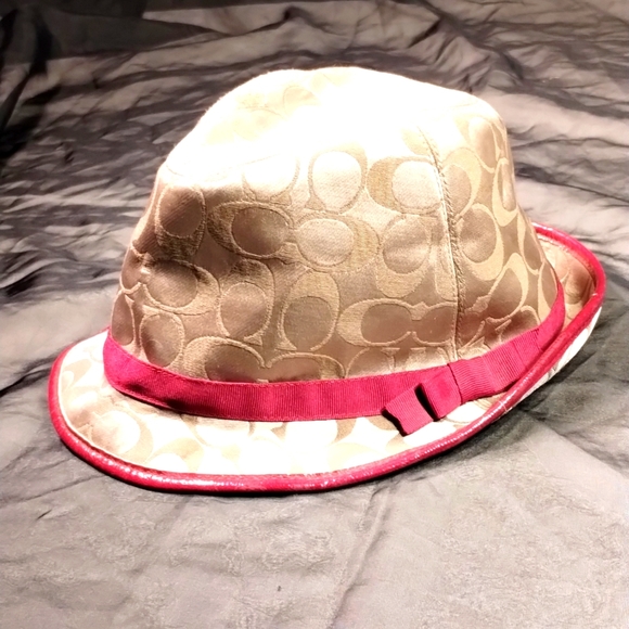Coach Hat, Vintage RN# 132154 - Picture 2 of 9